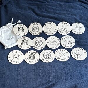 Coco Moon Baby Milestone Discs